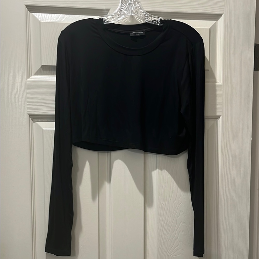 Black Long Sleeve Crop Top
